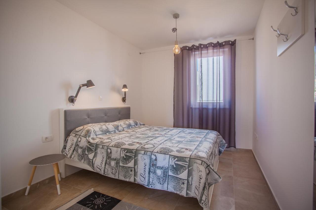 茨雷斯Apartman Pinja公寓 外观 照片