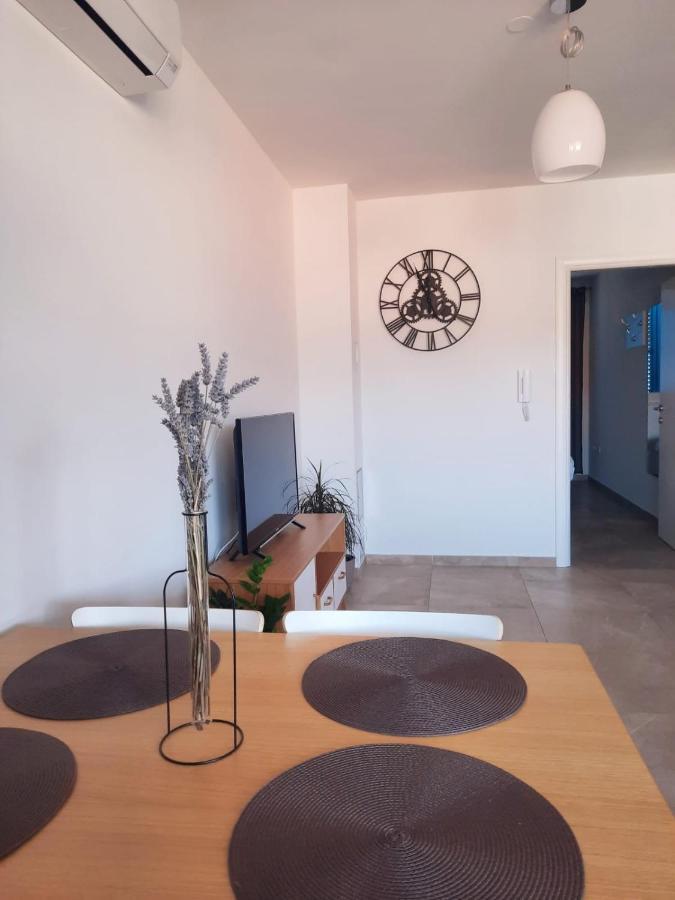 茨雷斯Apartman Pinja公寓 外观 照片